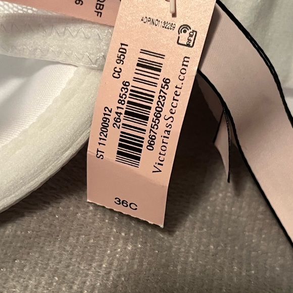 Sold- Victoria Secret Sexy Tee Lightly-Lined Lace Demi Bra - Picture 11 of 11